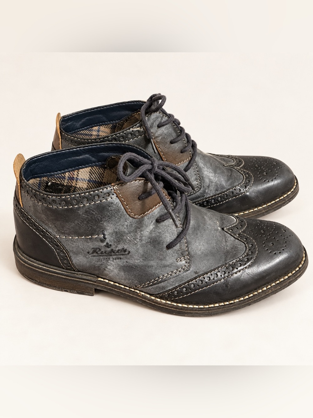 Rieker Men's Gray and Black Chukka Wingtip Boots size 9 EU 42